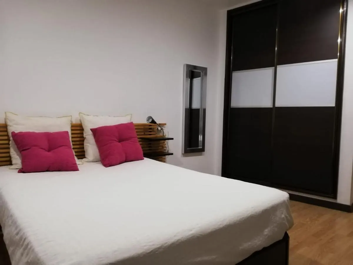 Lindo Apartamento En Puerto De Estepona contacts